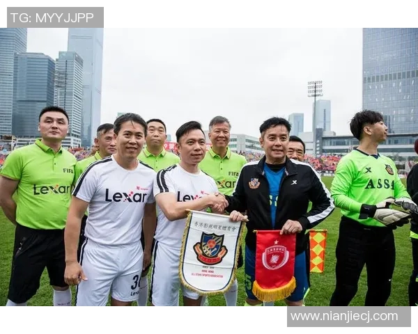 足球明星全国赛深圳站激情开赛球迷齐聚见证足球盛宴